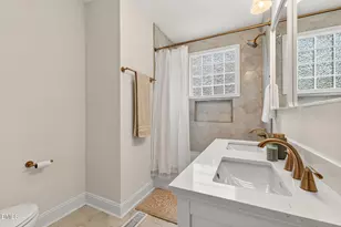 304 E Hammond St, Durham, NC 27704 - Photo 25