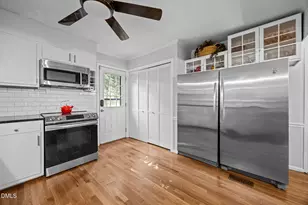 6404 Dixon Dr, Raleigh, NC 27609 - Photo 3