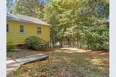 6404 Dixon Drive, Raleigh, NC 27609 - Photo 29