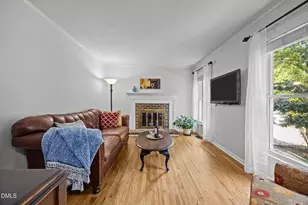 6404 Dixon Dr, Raleigh, NC 27609 - Photo 9