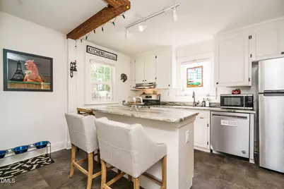 316 W Parrish Drive, Benson, NC 27504 - Photo 9