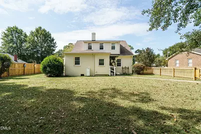 316 W Parrish Drive, Benson, NC 27504 - Photo 23