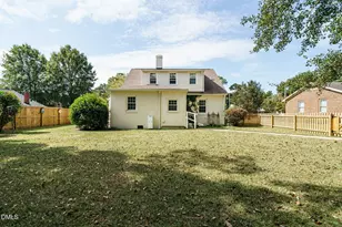 316 W Parrish Dr, Benson, NC 27504 - Photo 23