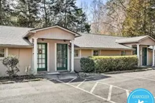 8 Shepherd Ln, Chapel Hill, NC 27514 - Photo 5