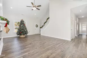 3986 N Nc 581 Hwy, Kenly, NC 27542 - Photo 5