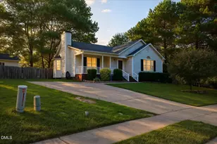 1008 S Fieldhaven Dr, Fuquay Varina, NC 27526 - Photo 47