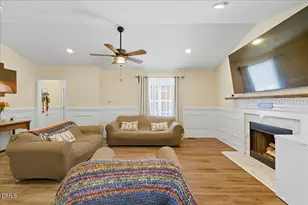 1008 S Fieldhaven Dr, Fuquay Varina, NC 27526 - Photo 9