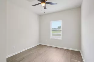 109 W Old Glencoe Rd, Burlington, NC 27217 - Photo 11