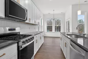 184 Prairie Wolf St, Sanford, NC 27330 - Photo 15