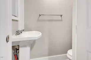 1006 Holloway St, Durham, NC 27701 - Photo 21