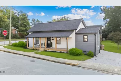 303 W Second Street, Clayton, NC 27520 - Photo 3