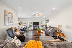 91 Charlottes Web Cir, Benson, NC 27504 - Photo 7