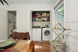 10 Hartford Ct, Durham, NC 27707 - Photo 9