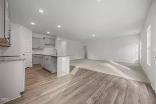 96 Regis Ln, Coats, NC 27521 - Photo 5