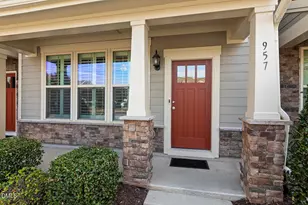 957 Ambergate Station, Apex, NC 27502 - Photo 3