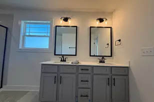 11 Joyner Park Dr, Rocky Mount, NC 27803 - Photo 13