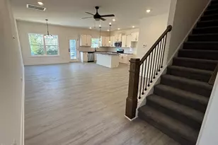 13 Joyner Park Dr, Rocky Mount, NC 27803 - Photo 3