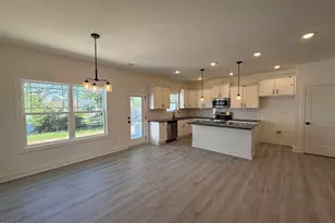 13 Joyner Park Dr, Rocky Mount, NC 27803 - Photo 5