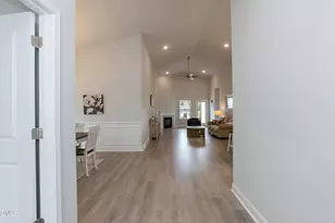 110 Southern Ests Dr, Sanford, NC 27330 - Photo 7