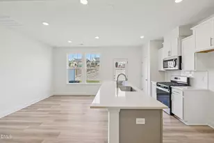 917 Kensley Grv Ln, Fuquay Varina, NC 27526 - Photo 9