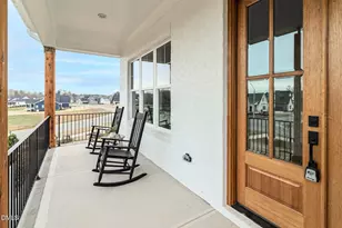 401 Stable Vly Dr, Fuquay Varina, NC 27526 - Photo 3