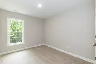 737 Grover Ln, Burlington, NC 27217 - Photo 17