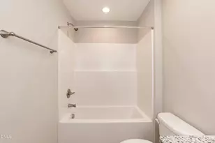 737 Grover Ln, Burlington, NC 27217 - Photo 23