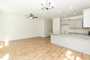 737 Grover Ln, Burlington, NC 27217 - Photo 5