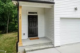 737 Grover Ln, Burlington, NC 27217 - Photo 3