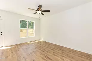 737 Grover Ln, Burlington, NC 27217 - Photo 9