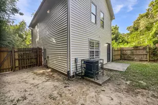 311 Burnette St, Durham, NC 27707 - Photo 9