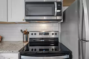 5219 Knollwood Rd, Raleigh, NC 27609 - Photo 5