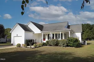 879 O B J Rd, Dunn, NC 28334 - Photo 1
