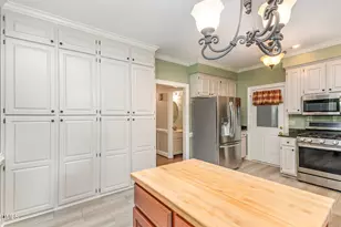 2100 Beachwood Dr, Sanford, NC 27330 - Photo 19