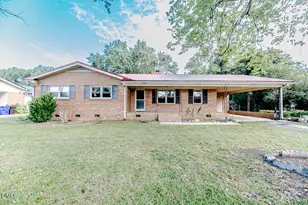 418 N Main St, Broadway, NC 27505 - Photo 1