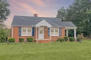 148 Baptist Church Rd, Henderson, NC 27537 - Photo 1