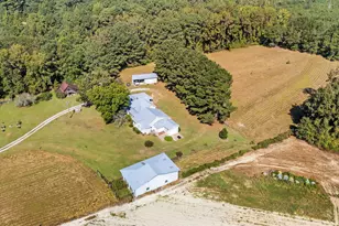 1208 Peach Orchard Rd, Four Oaks, NC 27524 - Photo 5