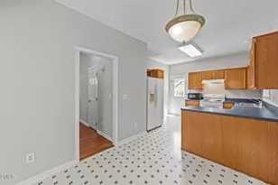 108 Tarlow Ct, Cary, NC 27513 - Photo 27