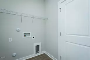 409 E Lee Ave, Yadkinville, NC 27055 - Photo 5