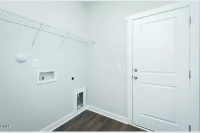 411 E Lee Avenue, Yadkinville, NC 27055 - Photo 9