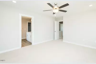 415 E Lee Avenue, Yadkinville, NC 27055 - Photo 21