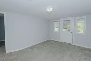 125 N Nash St, Hillsborough, NC 27278 - Photo 7