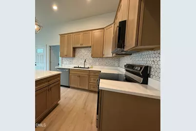 509 E Elizabeth Street, Selma, NC 27576 - Photo 13