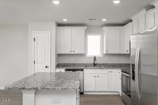 102 Neuse Hollow Ct, Clayton, NC 27527 - Photo 9