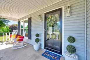 128 Christy Ln, Dunn, NC 28334 - Photo 7