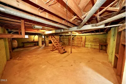 805 E Hudson Avenue, Durham, NC 27704 - Photo 17