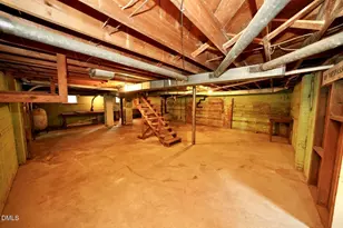 805 E Hudson Ave, Durham, NC 27704 - Photo 17