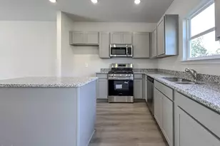 193 Courtside Dr, Dunn, NC 28334 - Photo 7