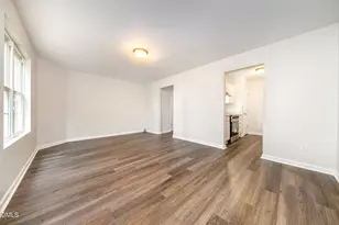 310 Peachtree Pl, Durham, NC 27701 - Photo 7