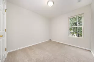 310 Peachtree Pl, Durham, NC 27701 - Photo 13
